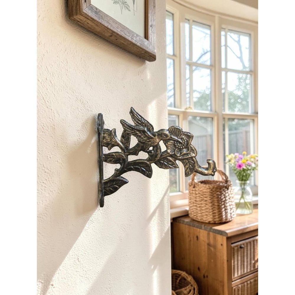 Vintage Hummingbird Wall Hook – Decorative Metal Plant Hanger – Floral Coat Hook